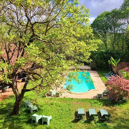 Le Manoir Du Moulin De Madame Bed & Breakfast Villeneuve-sur-Lot Exterior photo